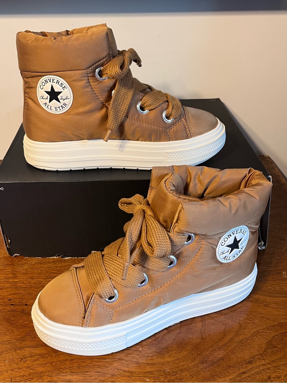 CONVERSE Chuck Taylor Elements Puffer Boot